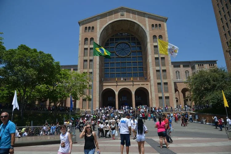 Santuário Nacional em Aparecida do Norte (foto de arquivo): milhares de visitantes vão ao local neste 12 de outubro (Rovena Rosa/Agência Brasil)