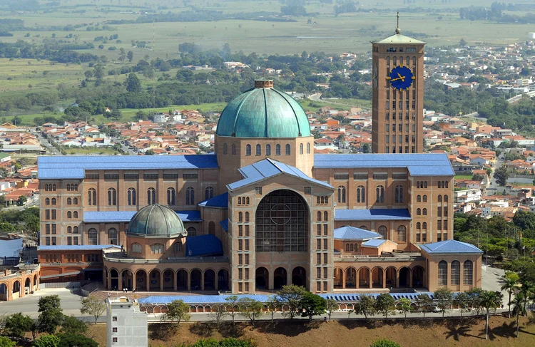 Basílica de Aparecida: missas canceladas por causa do coronavírus afetam o comércio local (Valter Campanato/Agência Brasil)