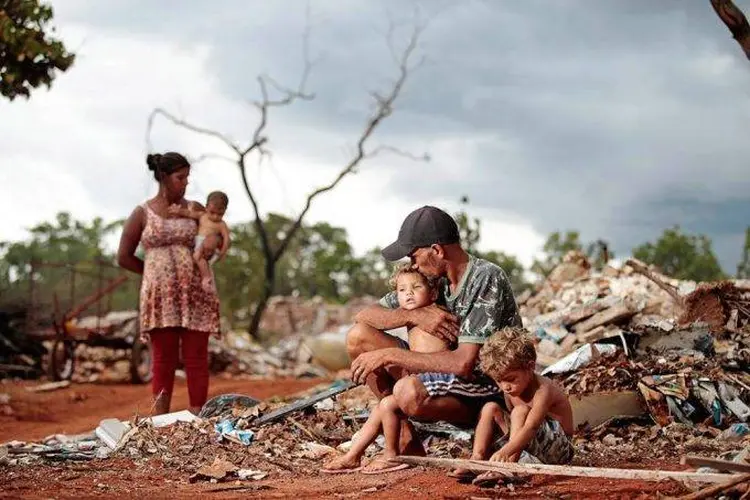 Renda Brasil: a ideia é usar inteligência artificial para permitir que a empresa escolha doar para famílias de determinado perfil ou localidade, mas sem revelar dados pessoais dos beneficiados (Cristiano Mariz/Getty Images)