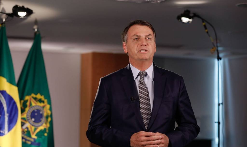Em pronunciamento, Bolsonaro diz que não há motivo para pânico