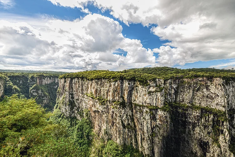 Aparados da Serra: o Grand Canyon brasileiro vive à míngua  (Zé Paiva/Pulsar)