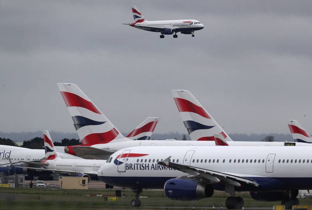Empresas de aviação pedem ajuda ao Reino Unido para sobreviver a crise