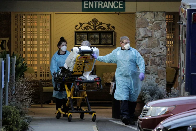 Coronavírus: país já tem quase 700 casos e número de mortes também aumentou (David Ryder/Reuters)