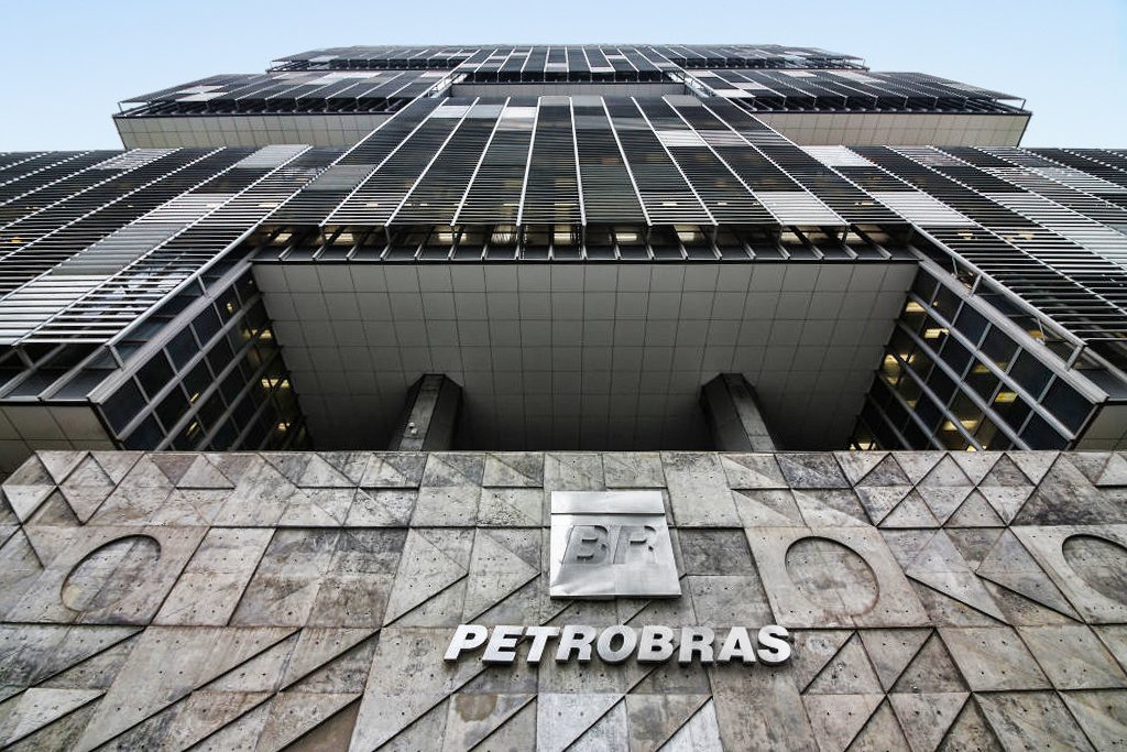 No radar: Petrobras, Guararapes no Novo Mercado e lucro recorde da Unidas