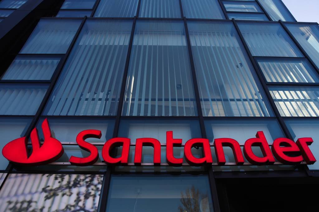 Santander (Jakub Porzycki/Getty Images)