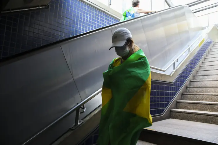 Brasil: país anunciou até agora medidas de apoio econômico no valor de mais de 3% do PIB. Mas ainda é pouco (Alexandre Schneider/Getty Images)