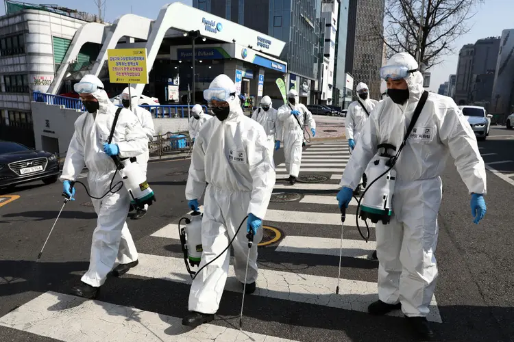 Coreia do Sul registra 10.765 casos de coronavírus, com 247 mortes (Chung Sung-Jun/Getty Images)