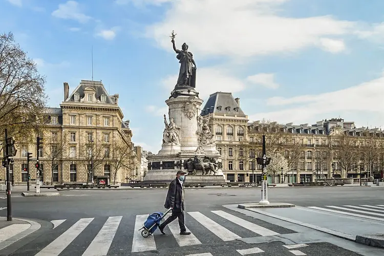 França: combate ao coronavírus colocou cerca de 1/3 da população mundial de quarentena (Stephane Cardinale/Getty Images)