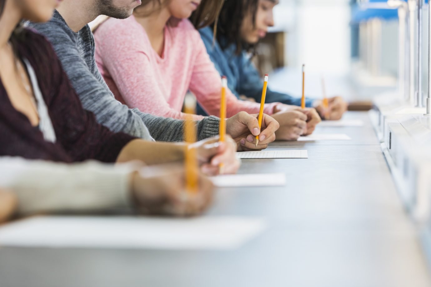 IBGE e mais 72 concursos públicos com inscrições abertas