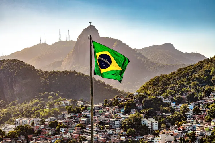 Brasil: parte da verba já foi empregada para comprar respiradores pulmonares, luvas e máscaras em alguns estados (Ingo Roesler/Getty Images)