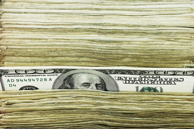 Dólar: moeda americana supera os R$ 5 em abertura, após volta de feriado (David Muir/Getty Images)