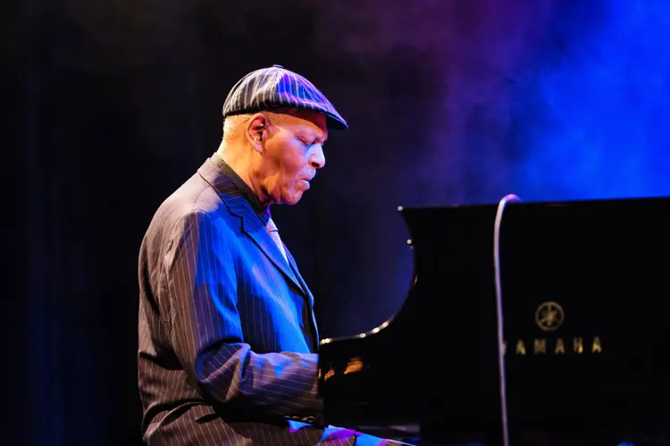 McCoy Tyne era conhecido como um dos mais influentes pianistas de jazz contemporâneo (Dimitri Hakke / Colaborador/Getty Images)