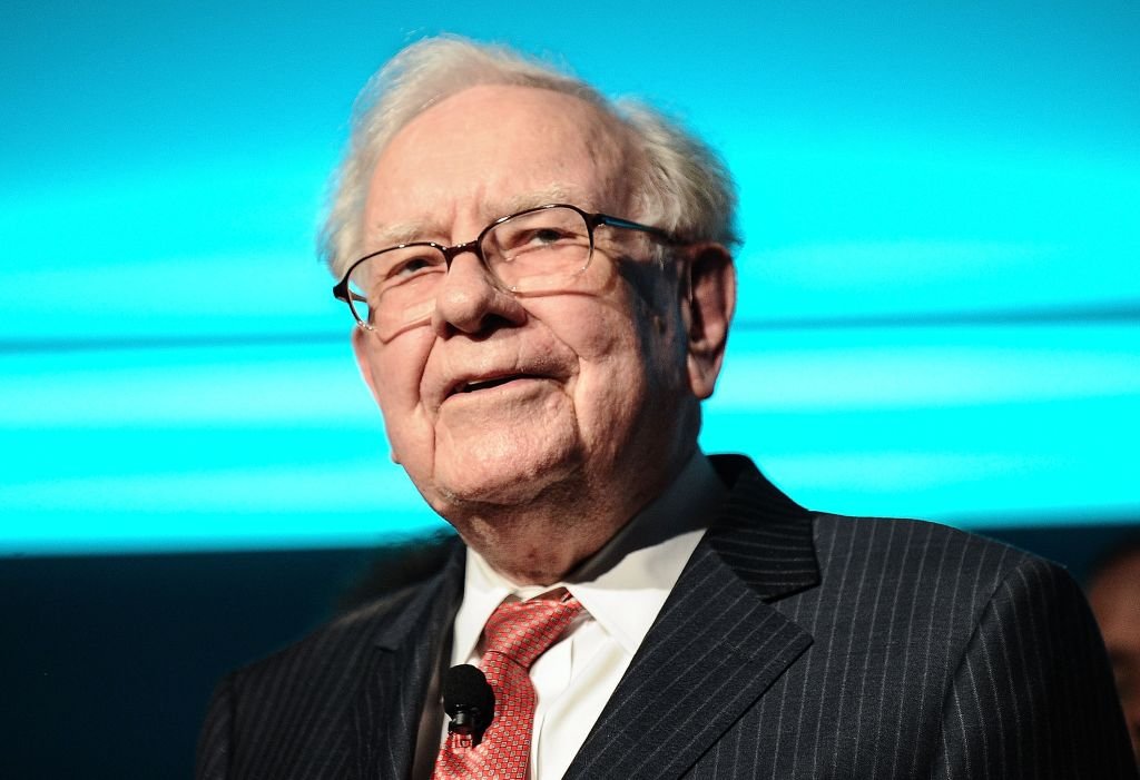 Warren Buffett: megainvestidor nega ter ações da IRB Brasil (Daniel Zuchnik/Getty Images)