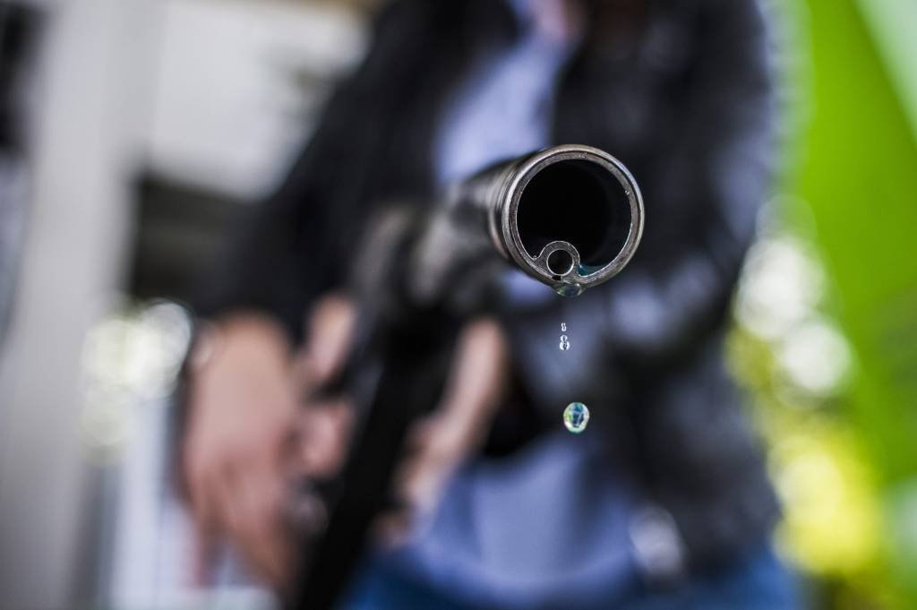 Petrobras eleva preço da gasolina mais uma vez, em 12%