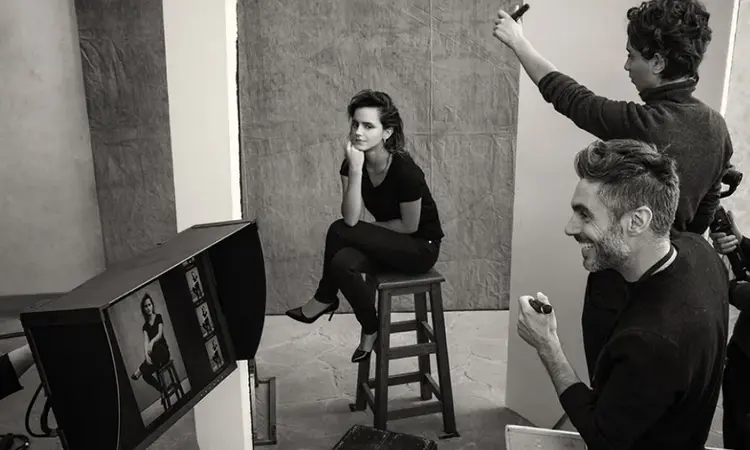 Emma Watson em produção de 2020 (Pirelli/Divulgação)