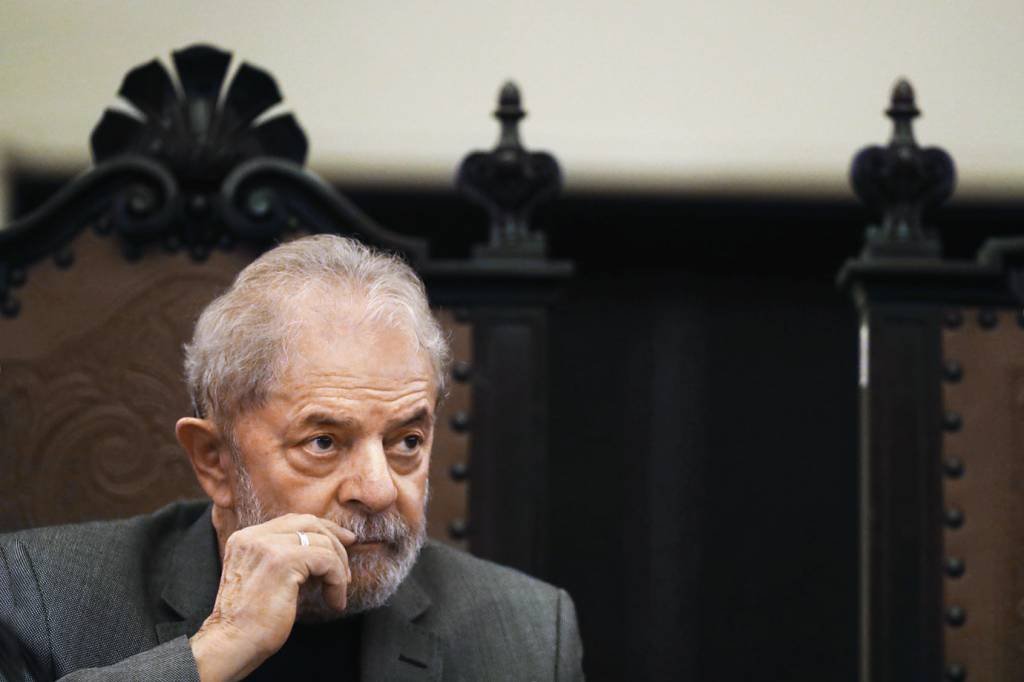 Lula: ex-presidente disse "lamentar profundamente" que o PT não faça parte de um grande processo de aliança contra o bolsonarismo (Amanda Perobelli/Reuters)