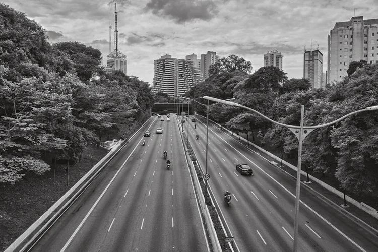 Cidade de São Paulo, dia 20 de março: a maior metrópole do país começa a desacelerar para conter a propagação do novo coronavírus | Germano Lüders /  (Germano Lüders/Exame)