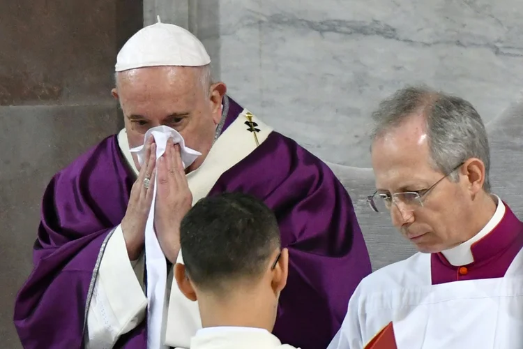 Papa Francisco: o pontífice anunciou no domingo que não participaria de um retiro espiritual de seis dias com a Cúria em Ariccia, sul de Roma, devido a um "resfriado" (Foto/AFP)