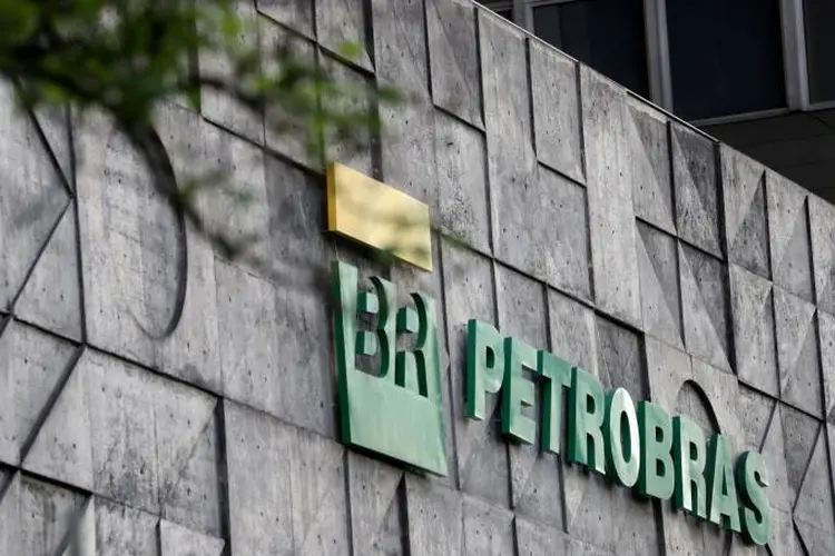 Petrobras: com a pandemia, a estatal vem acelerando o seu enxugamento, apostando na redução de escritórios, possibilidade de trabalho remoto e na venda de ativos (Sergio Moraes/Reuters)