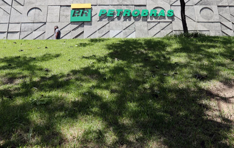 Petrobras: o documento detalha o apoio da Petrobras a ações da sociedade para o enfrentamento à covid-19 (Sergio Moraes/Reuters)