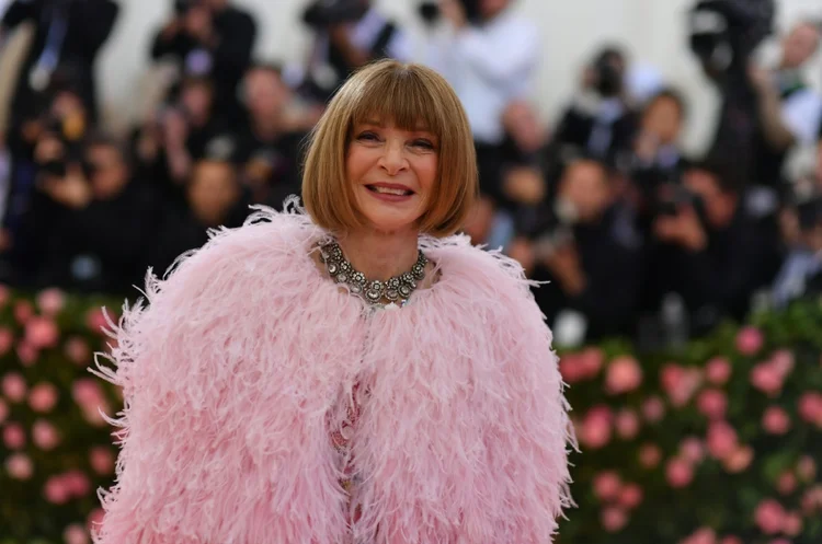 Editora-chefe da Vogue americana, Anna Wintour, chega ao baile de gala do Met em 2019. A edição de 2020 foi adiada devido ao cornavírus (AFP/AFP)