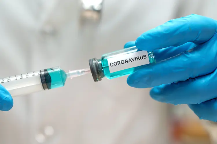 Coronavírus: a mobilização nacional para o "Dia D" da vacinação contra a Influenza está marcada para o dia 9 de maio (Sasirin Pamai / EyeEm/Getty Images)