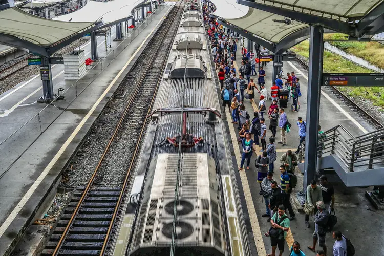 Trem no Rio: Quem já possui o Bilhete Único Intermunicipal não precisa fazer nada (Pilar Olivares/Reuters)