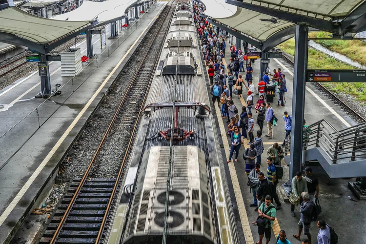 Estação de trem do Maracanã, no Rio de Janeiro em meio a pandemia de coronavírus (Pilar Olivares/Reuters)