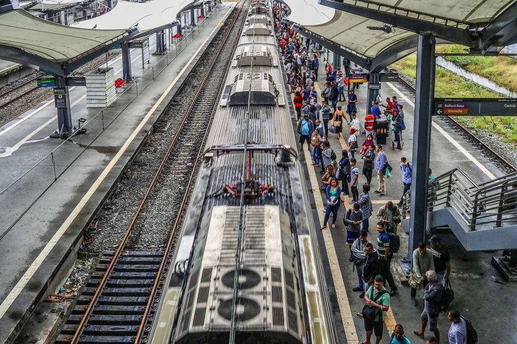 Confira como continuar pagando R$ 5 nos trens no Rio; tarifa de R$ 7,40 entra em vigor no dia 2