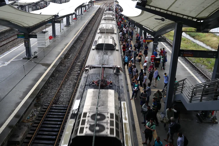 Estação de trem do Maracanã, no Rio de Janeiro em meio a pandemia de coronavírus (Pilar Olivares/Reuters)