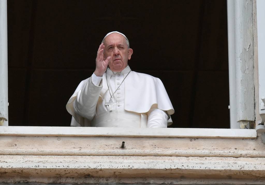 Natureza não vai perdoar danos provocados por humanos, diz papa Francisco