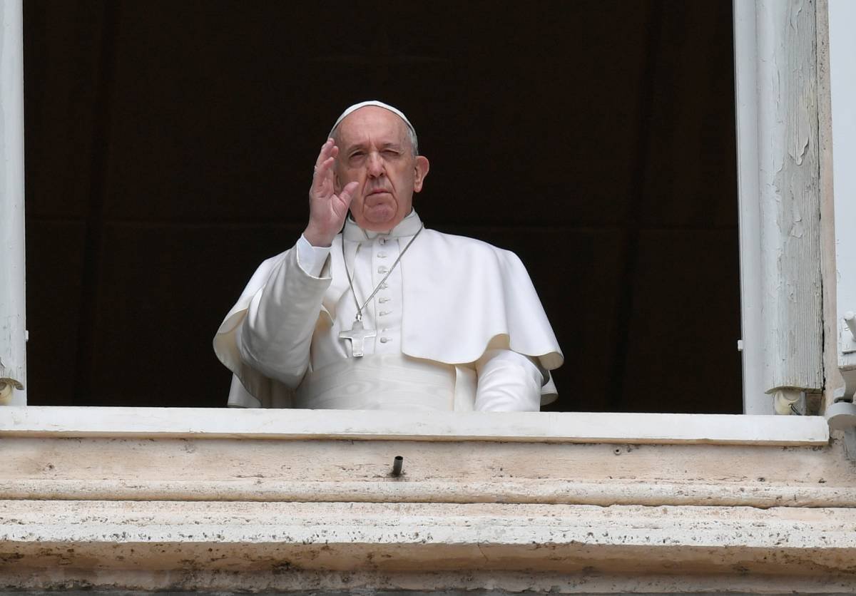 Estou vivo', tranquiliza o papa após cancelar ida à COP28 por bronquite
