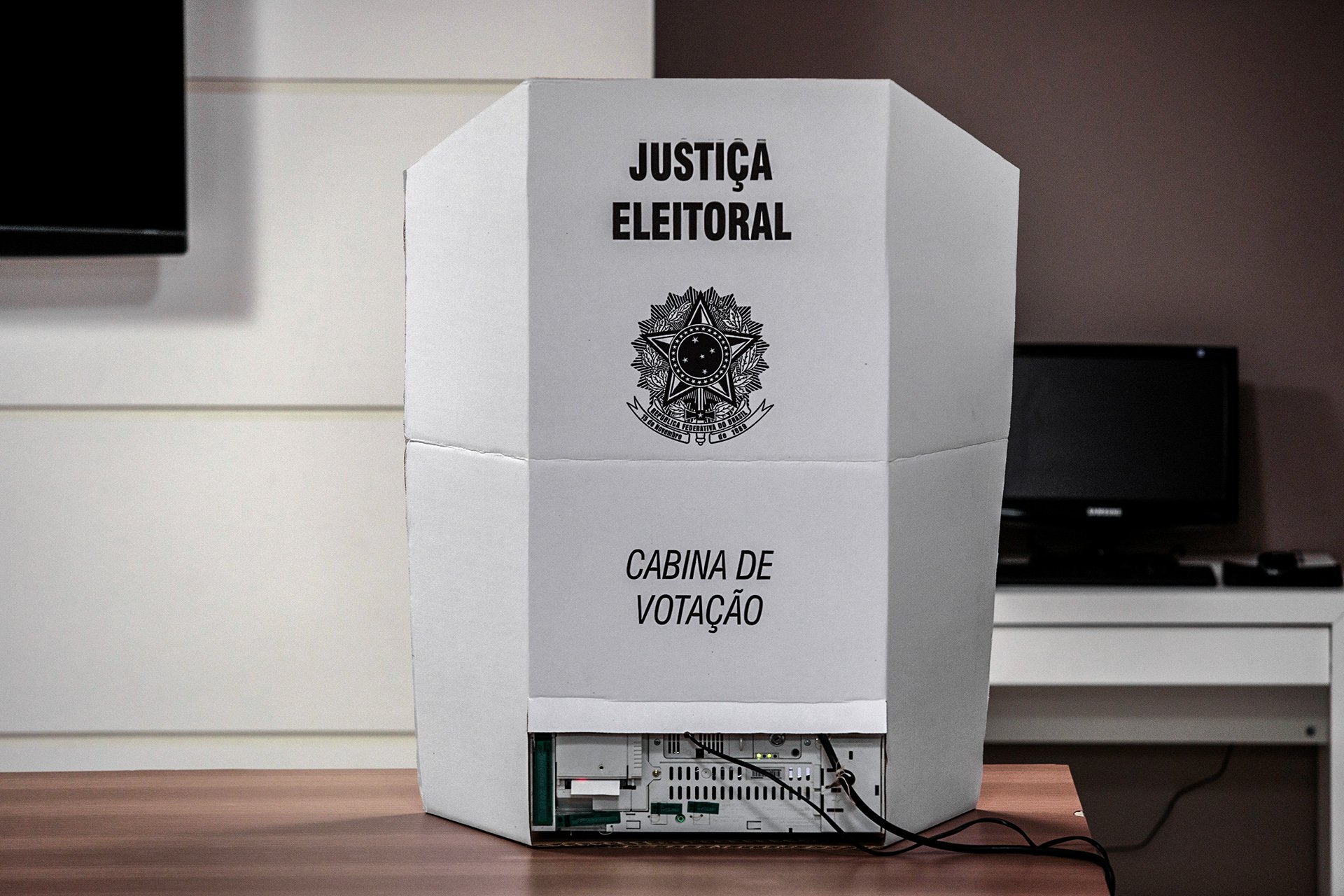 Com novo cálculo do TSE, R$56 milhões do Fundo Eleitoral mudam de partido