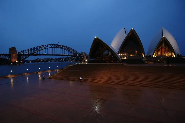 Sydney Opera House, Austrália, 3 de abril de 2020: país adotou política de isolamento para conter o novo coronavírus  (Brendon Thorne/Bloomberg)