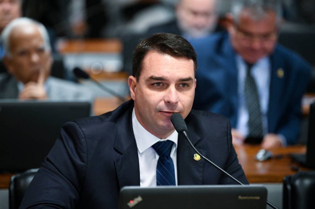 MP pedirá a STF para devolver inquérito de Flávio Bolsonaro à 1ª instância