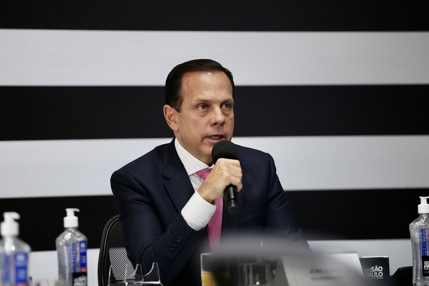 Doria apresenta notícia-crime contra ativista conservador