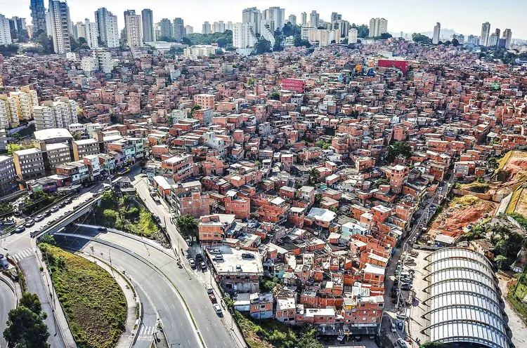 São Paulo no início de abril: o coronavírus reaqueceu debates em banho-maria, como a renda mínima, e deve acelerar um capitalismo mais colaborativo  (Eduardo Frazão / 06/04/2020/Exame)