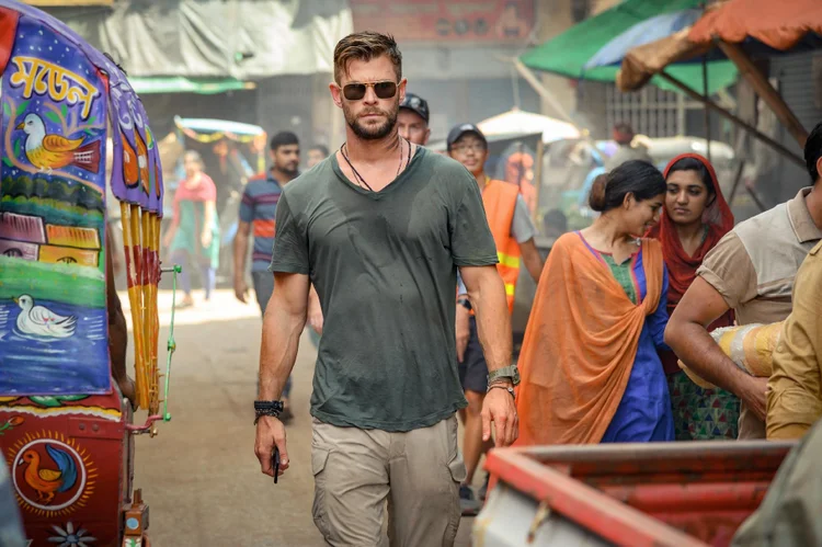 Chris Hemsworth em "Resgate": reunião com colegas de "Vingadores" (Netflix/Divulgação)