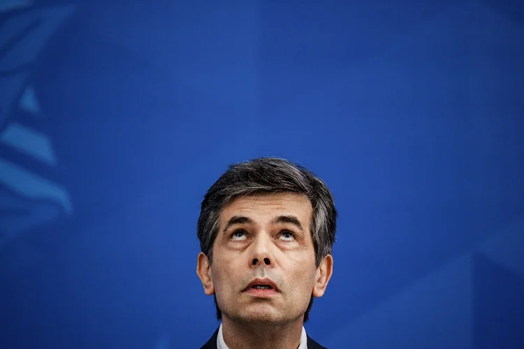 Covid-19: Teich será interrogado sobre quais ações serão tomadas para socorrer estados e municípios (Ueslei Marcelino/Reuters)