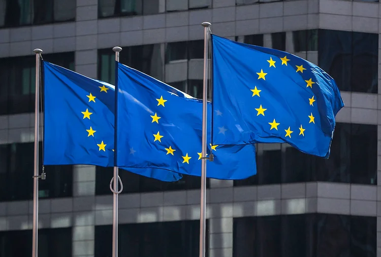 Apenas o PMI de serviços da zona do euro recuou de 50,5 em agosto a 47,6 em setembro (Yves Herman/File Photo/Reuters)