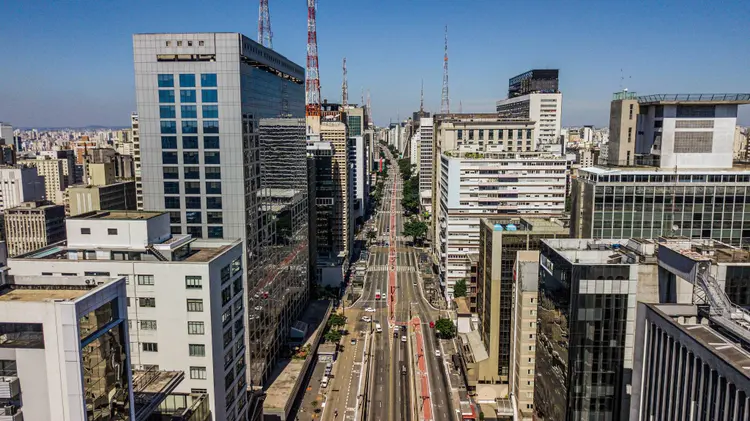 Vista aérea da avenida Paulista, em São Paulo, próxima ao bairro do Jardim Paulista, onde há a maior diferença de preços entre o anúncio e o contrato fechado | Foto: Eduardo Frazão/EXAME (Eduardo Frazão/Exame)