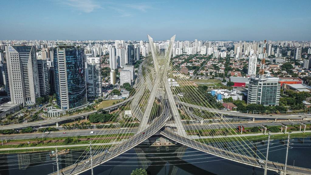 Abaixo do ideal, isolamento social em São Paulo cresce no domingo para 59%
