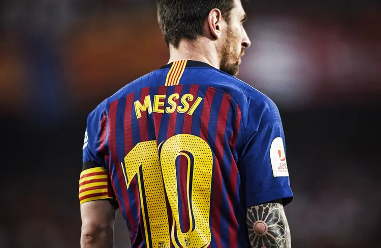 Messi: no Barcelona, mais da metade da receita vem dos ingressos dos jogos, exploração comercial do estádio e outros direitos comerciais (Quality Sport Images / Contributor/Getty Images)