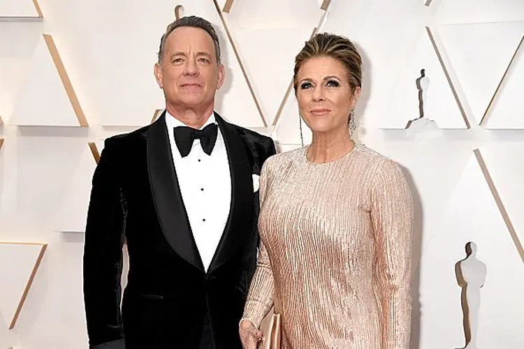 Tom Hanks e Rita Wilson doam sangue para ajudar no combate ao coronavírus (Jeff Kravitz/Getty Images)