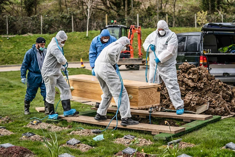 Reino Unido: cientistas britânicos estimam até 20 mil mortes (Aaron Chown/Getty Images)