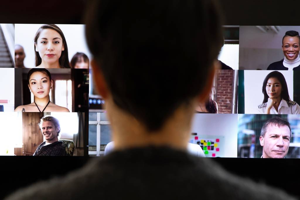 Facebook, Microsoft e Zoom: quem ganha a guerra da videoconferência?