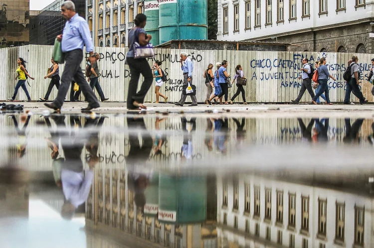 Trabalhadores brasileiros. Rio de Janeiro, 19 de março de 2015. Foto: Mario Tama/Getty Images (Mario Tama/Getty Images)