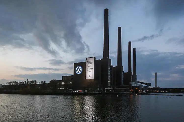 Alemanha: Instituto Ifo diz que índice de clima empresarial caiu para 74,3 em abril, ante 85,9 em março (Sean Gallup/Getty Images)