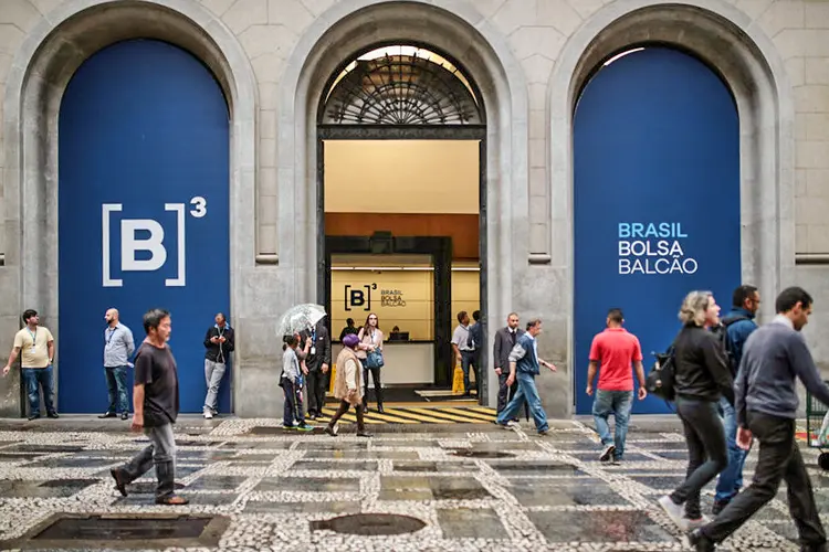B3: empresa que administra a bolsa brasileira não descarta manter operações, apesar de antecipação de feriados na cidade de São Paulo (Patricia Monteiro/Bloomberg/Getty Images)