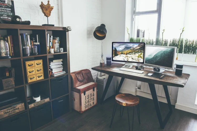 Home office work space. (unsplash/Unsplash)